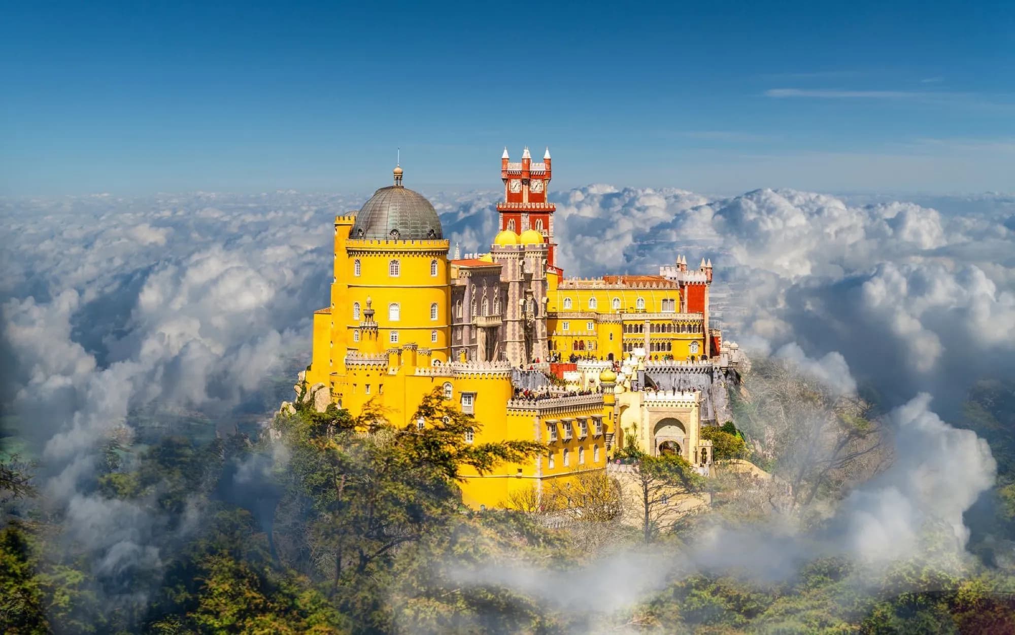 Lisbon Lounge Hostel — Sintra